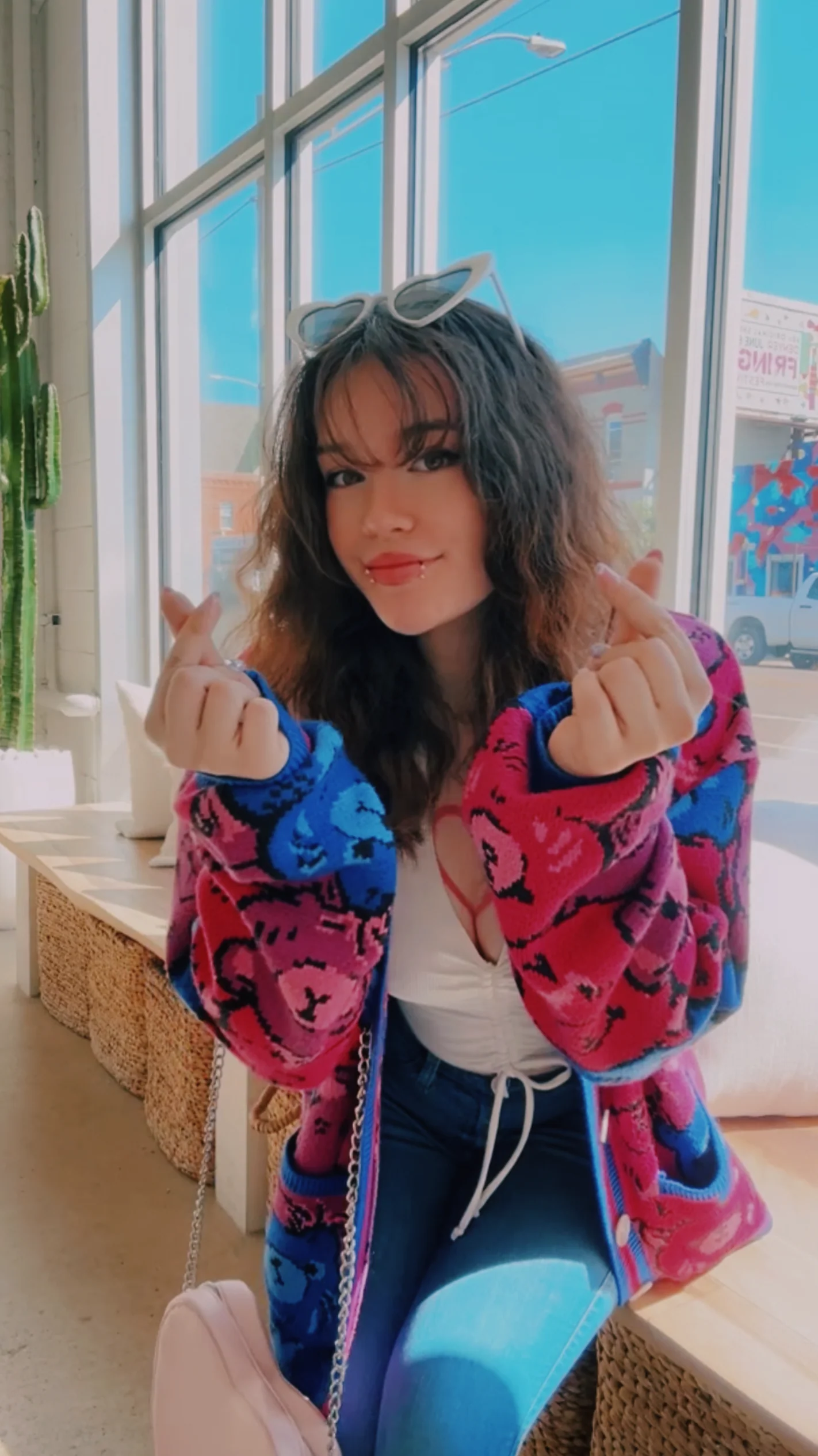 Thumb 5